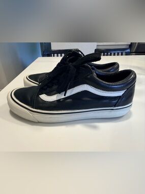 Vans full grain leather Old Skool Zip skate show
